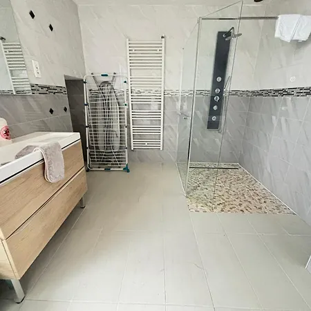 Grand 2 Wifi Proche Cattenom & Luxembourg Un-sejour-a-part דירה